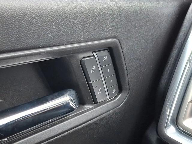 2023 GMC Canyon 4WD Crew Cab Short Box Denali