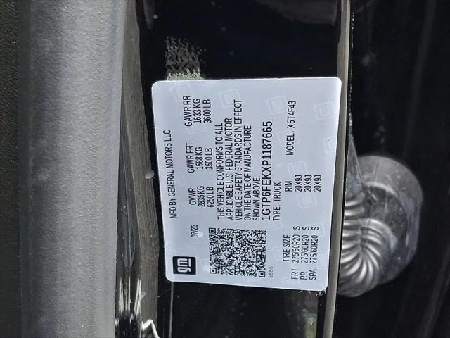 2023 GMC Canyon 4WD Crew Cab Short Box Denali