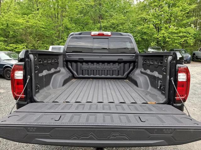 2023 GMC Canyon 4WD Crew Cab Short Box Denali