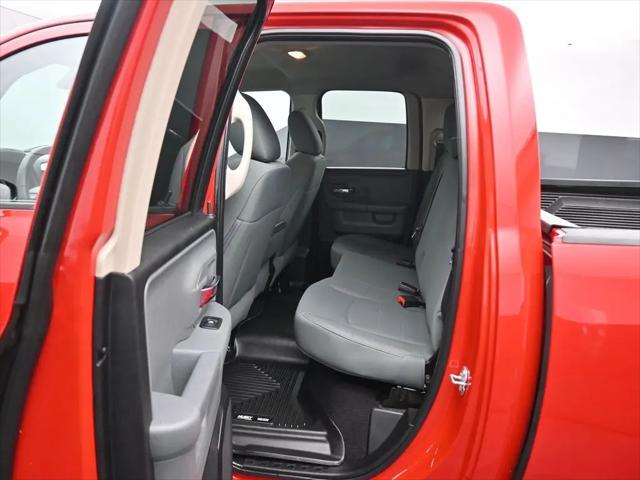 2018 Ram 1500 SLT Quad Cab 4x4 6'4" Box