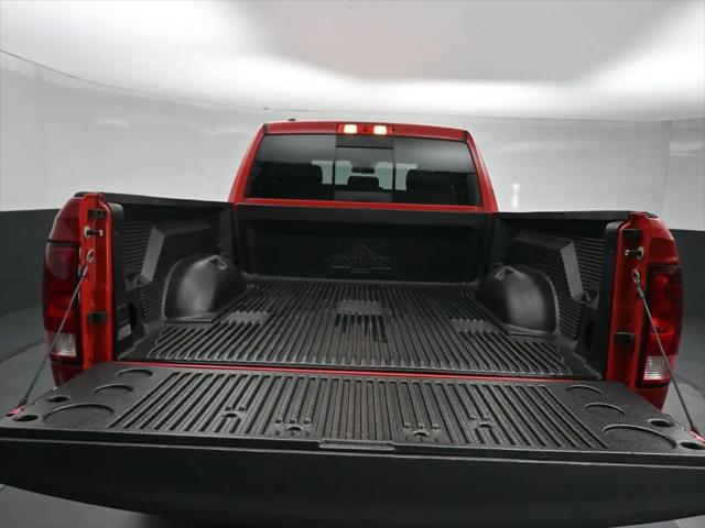 2018 Ram 1500 SLT Quad Cab 4x4 6'4" Box