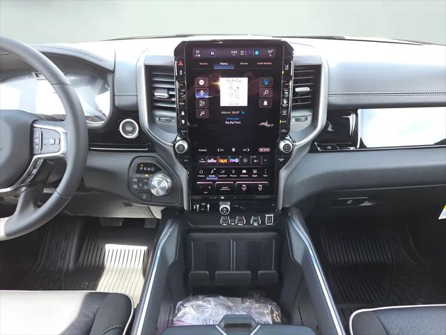 2026 Ram 1500 Laramie Crew Cab 4x4 5'7" Box