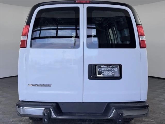 2024 Chevrolet Express Work Van
