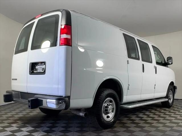 2024 Chevrolet Express Work Van