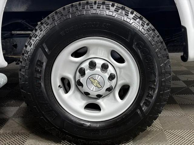 2024 Chevrolet Express Work Van