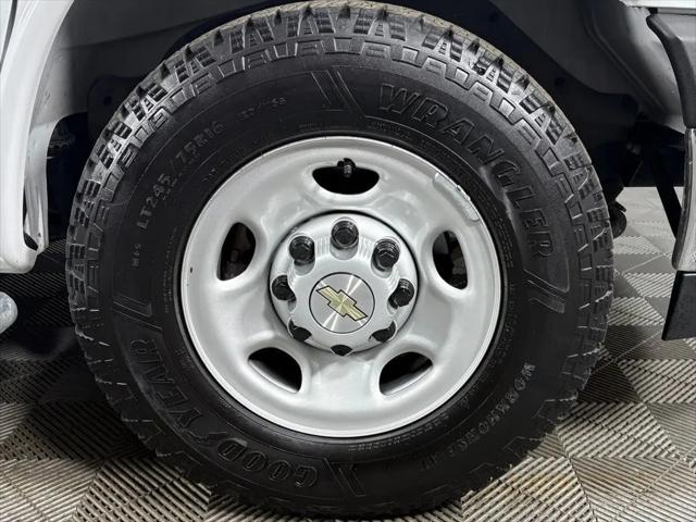 2024 Chevrolet Express Work Van