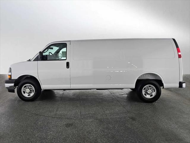 2026 Chevrolet Express Cargo Van 2500 Extended Wheelbase, WT, RWD