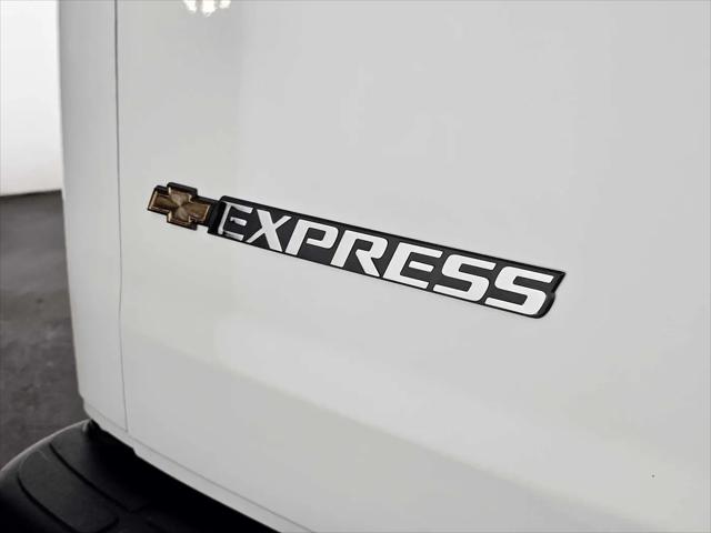 2026 Chevrolet Express Cargo Van 2500 Extended Wheelbase, WT, RWD