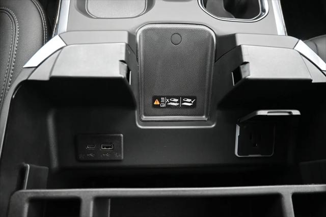 2026 Chevrolet Silverado 1500 4WD Crew Cab Standard Bed RST