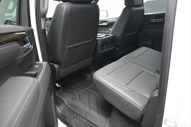 2026 Chevrolet Silverado 1500 4WD Crew Cab Standard Bed RST