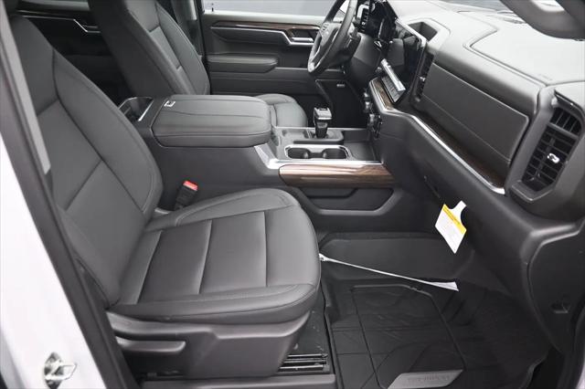 2026 Chevrolet Silverado 1500 4WD Crew Cab Standard Bed RST