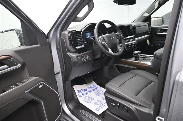 2026 Chevrolet Silverado 1500 4WD Crew Cab Standard Bed RST