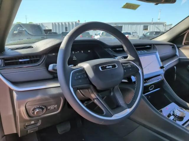2026 Jeep Grand Cherokee L Altitude 4x4