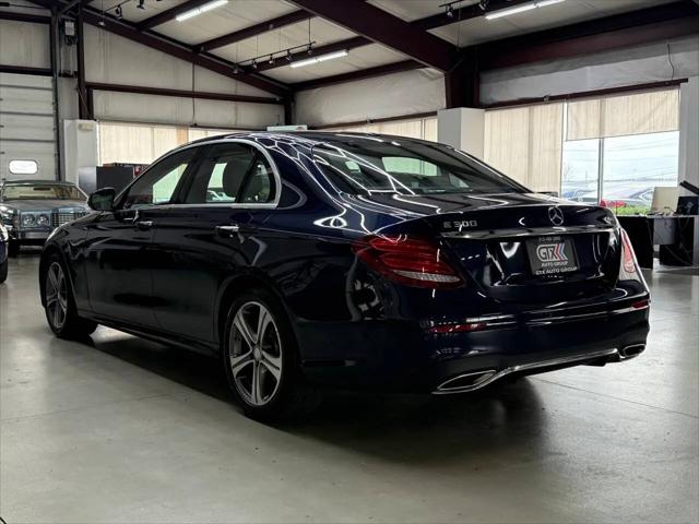 2017 Mercedes-Benz E-CLASS E 300 E 300
