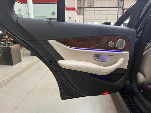 2017 Mercedes-Benz E-CLASS E 300 E 300