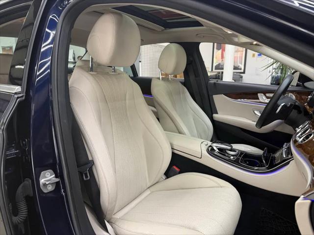 2017 Mercedes-Benz E-CLASS E 300 E 300