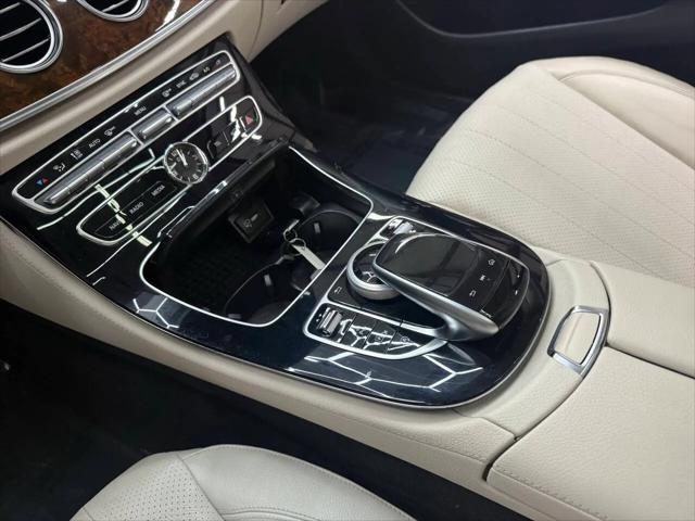 2017 Mercedes-Benz E-CLASS E 300 E 300
