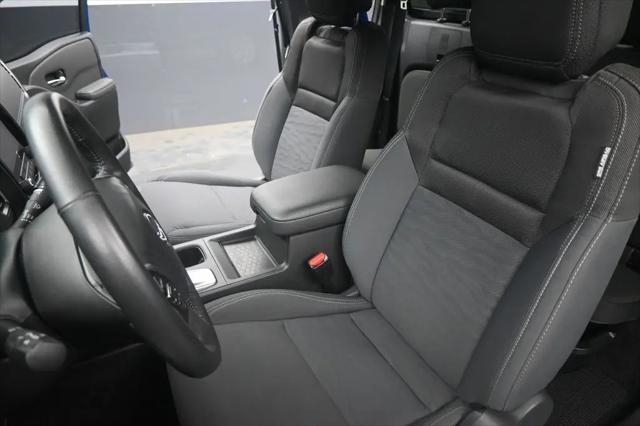 2024 Nissan Frontier King Cab SV 4x2