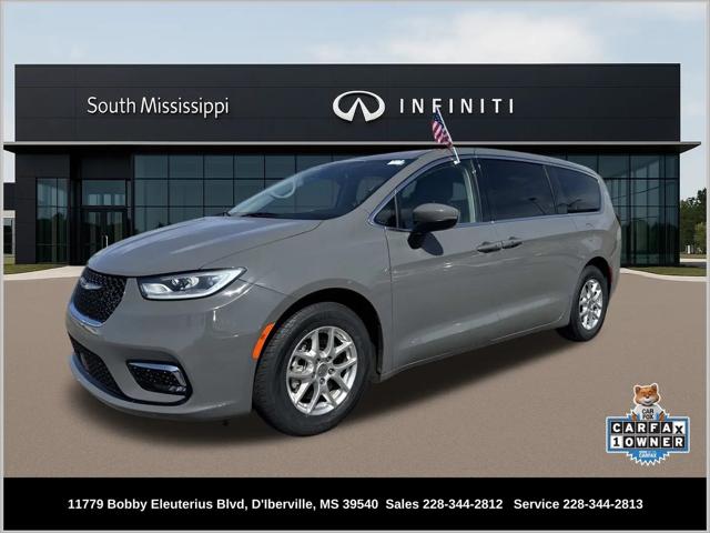 2023 Chrysler Pacifica Touring L for sale in D' Iberville, MS