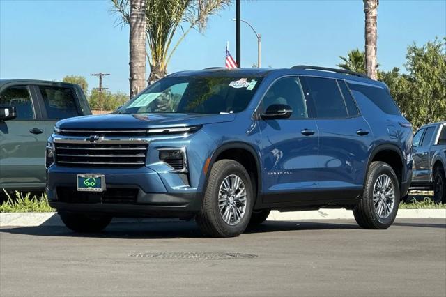 2025 Chevrolet Traverse FWD LT