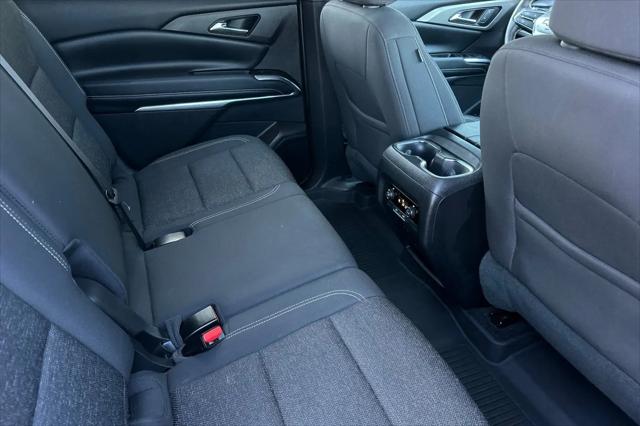 2025 Chevrolet Traverse FWD LT