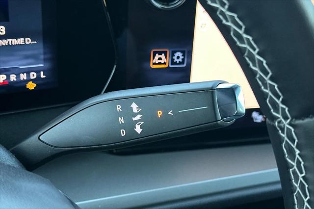 2025 Chevrolet Traverse FWD LT