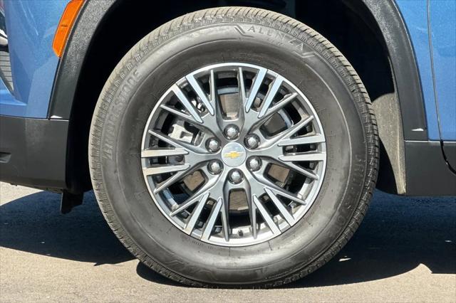 2025 Chevrolet Traverse FWD LT