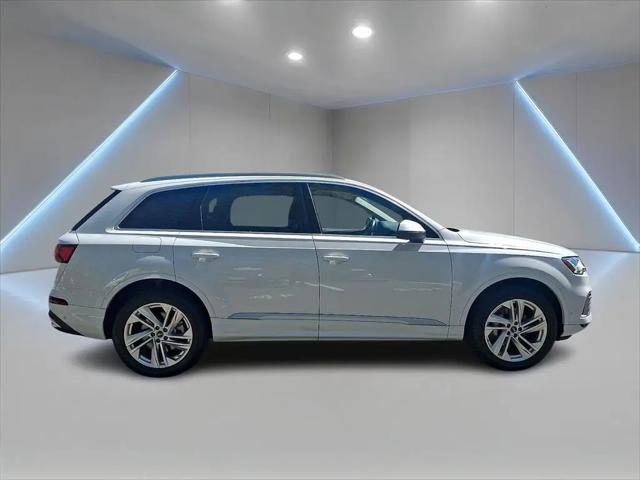 2023 Audi Q7 Premium 55 TFSI quattro Tiptronic