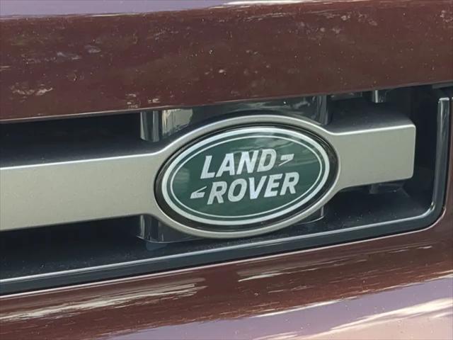 2025 Land Rover Defender 130 P400 X-Dynamic SE