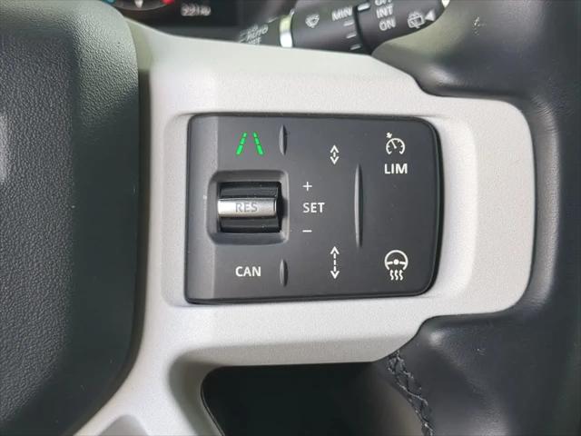 2025 Land Rover Defender 130 P400 X-Dynamic SE