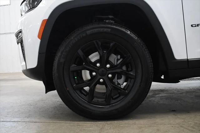 2026 Jeep Grand Cherokee Altitude 4x4