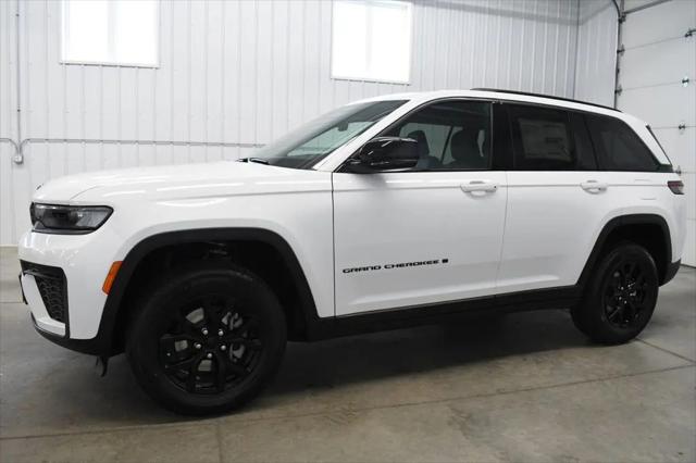 2026 Jeep Grand Cherokee Altitude 4x4