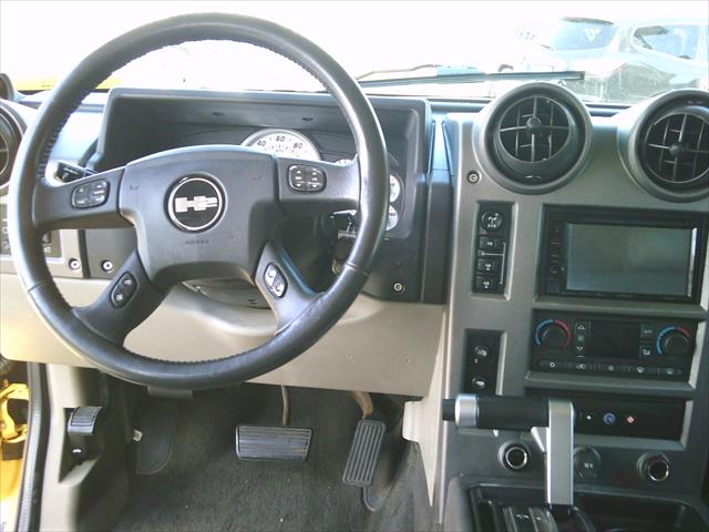 2004 HUMMER H2 4dr Wgn
