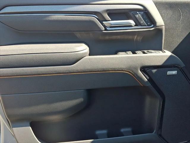 2026 GMC Sierra 2500HD Crew Cab, Standard Bed, AT4, 4WD