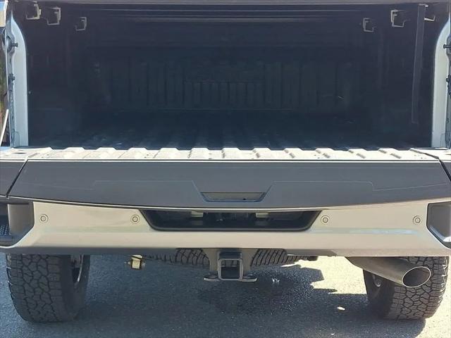 2026 GMC Sierra 2500HD Crew Cab, Standard Bed, AT4, 4WD