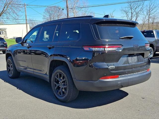 2025 Jeep Grand Cherokee L Altitude 4x4