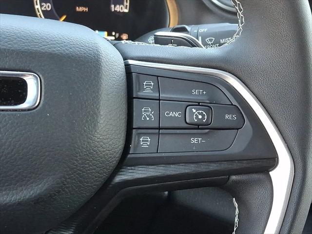 2025 Jeep Grand Cherokee L Altitude 4x4