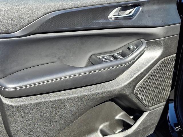 2025 Jeep Grand Cherokee L Altitude 4x4