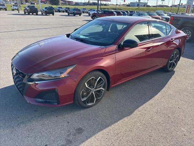 2025 Nissan Altima SR FWD