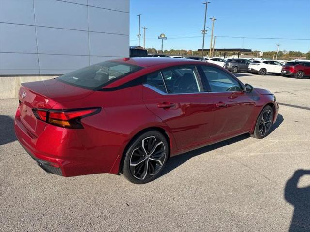 2025 Nissan Altima SR FWD