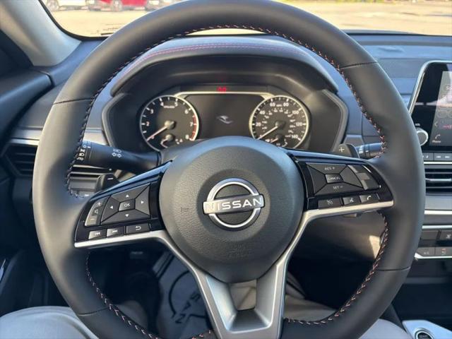 2025 Nissan Altima SR FWD