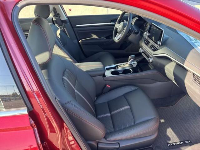 2025 Nissan Altima SR FWD