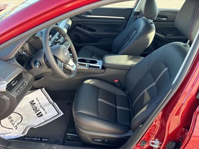 2025 Nissan Altima SR FWD