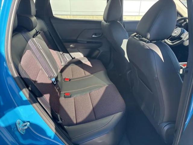 2025 Nissan Kicks SR FWD
