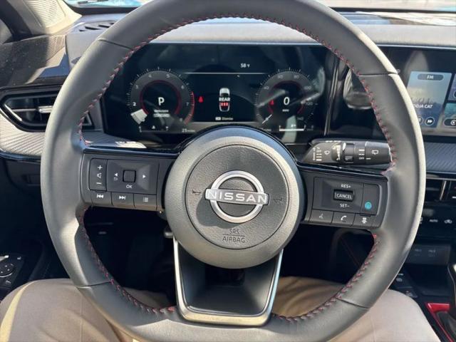 2025 Nissan Kicks SR FWD