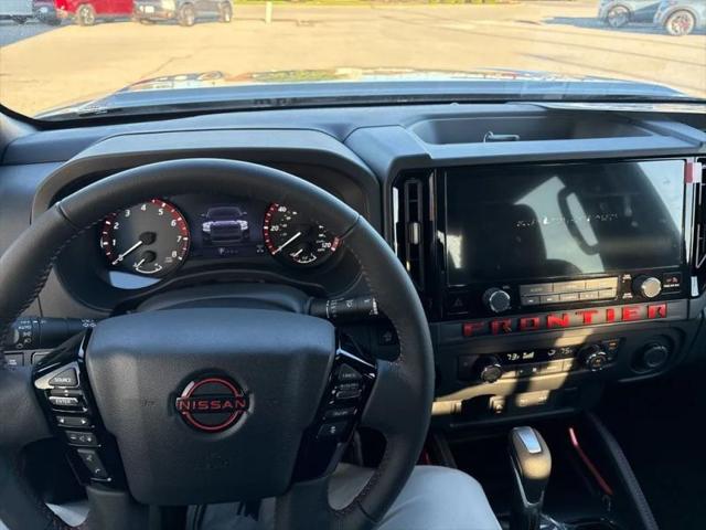 2025 Nissan Frontier Crew Cab PRO-4X 4x4