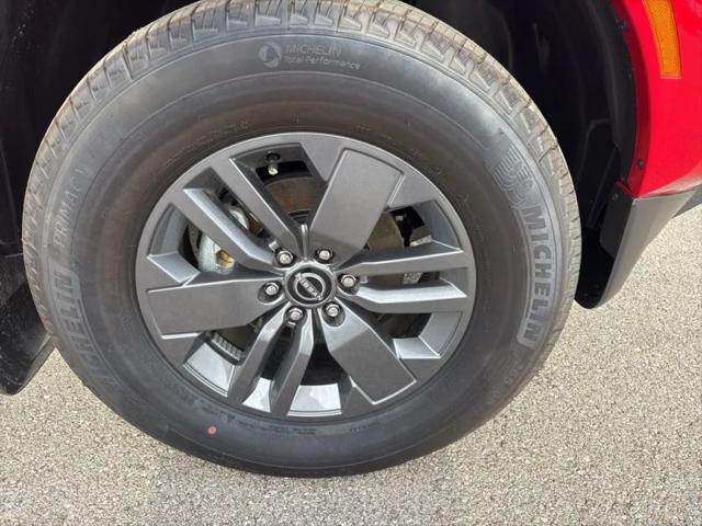2025 Nissan Frontier Crew Cab SV 4x2