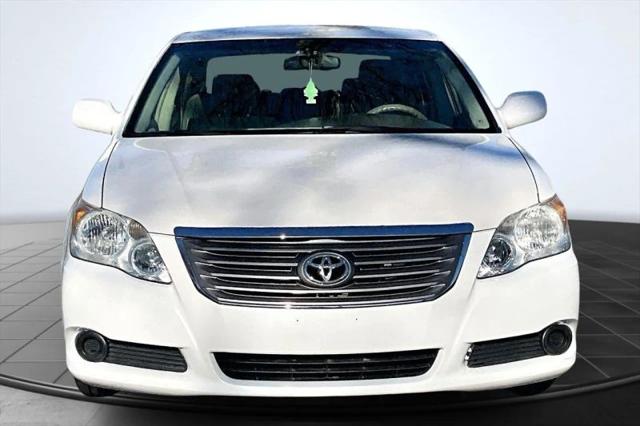 2010 Toyota Avalon XL