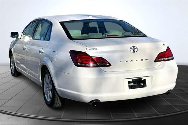 2010 Toyota Avalon XL