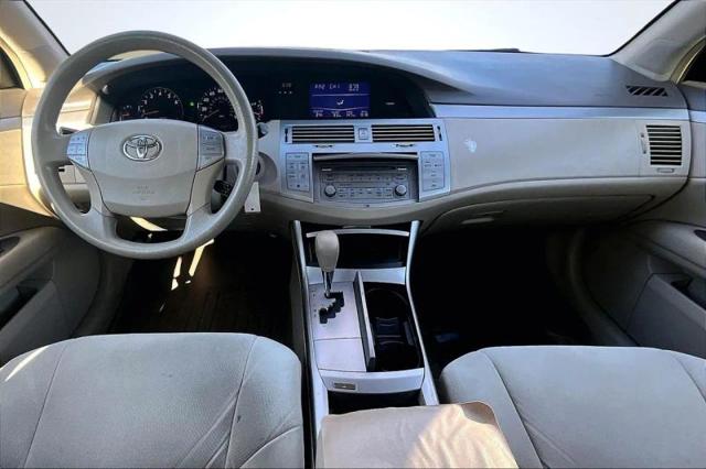2010 Toyota Avalon XL